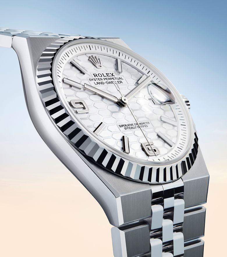 Rolex Land-Dweller Landing content